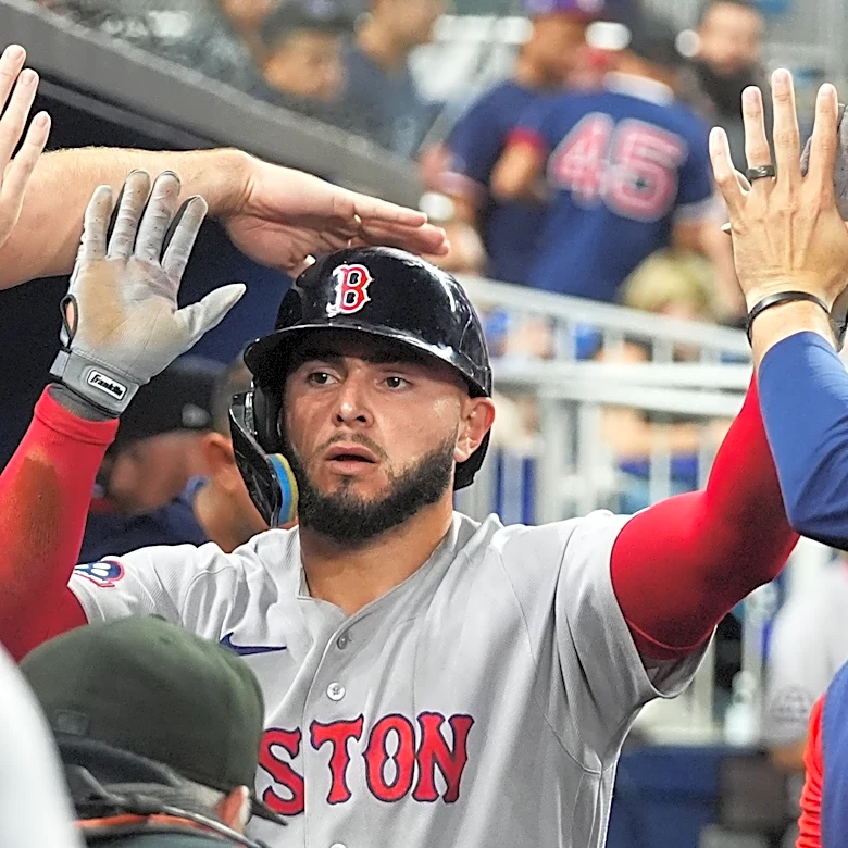 Anthony Seigler hits go-ahead triple in 9th and Red Sox beat Marlins 4-2