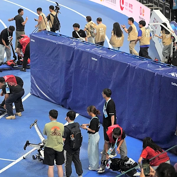 A Chinese humanoid robot sets a new 100-meter sprint record at Beijing Games