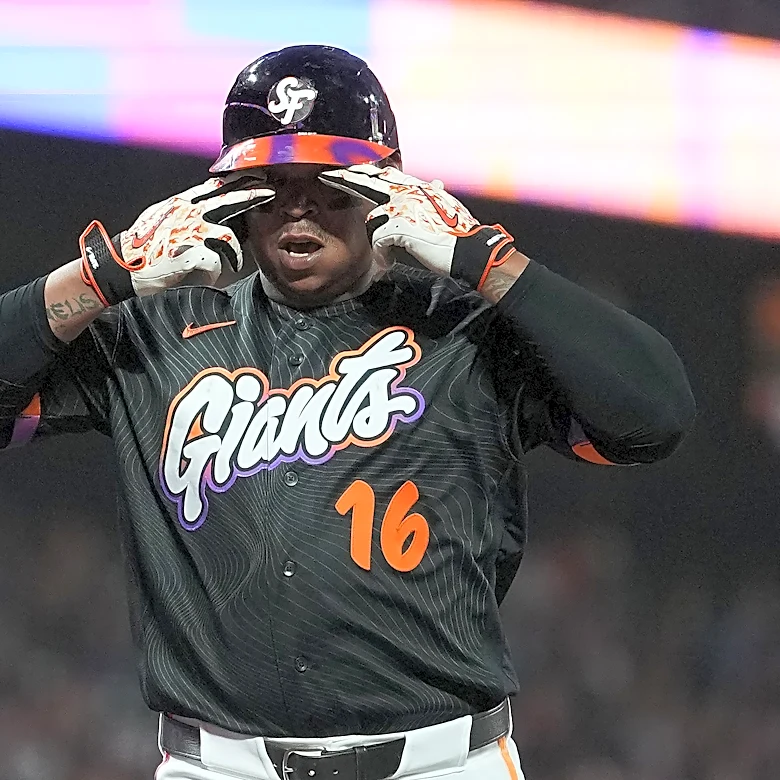 Rafael Devers bounces a homer into McCovey Cove as Giants beat Reds 3-1