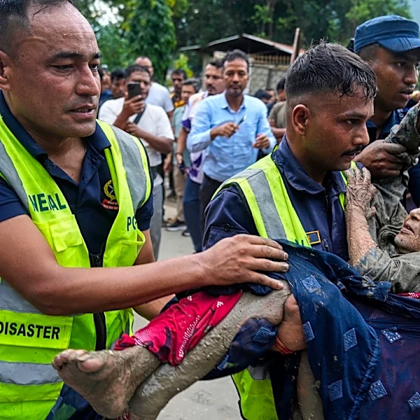 Catastrophic floods kill over 390 in Nepal and Tibet, with more than 1,400 missing
