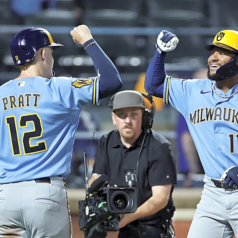 Jackson Chourio and Jacob Misiorowski lead the Brewers to an 8-2 victory over the Mets