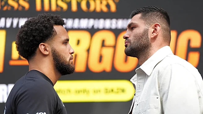 Itauma brushes off 'school' jibes as he aims to be youngest heavyweight champ since Tyson