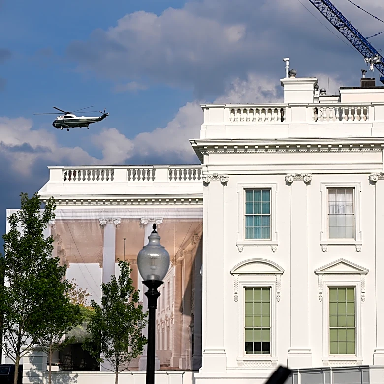 Former White House teleprompter operator ordered to turn over profits, pay fine over insider trading