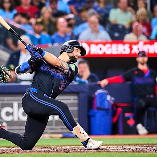 Dylan Cease strikes out 8 in six innings, Blue Jays hit 3 homers to beat Mariners 8-1