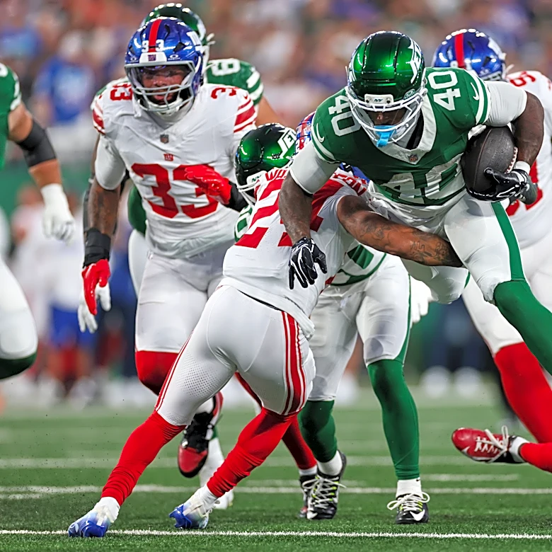 Jets' Chip Trayanum hospitalized with neck injury after early TD in 23-6 preseason loss to Giants