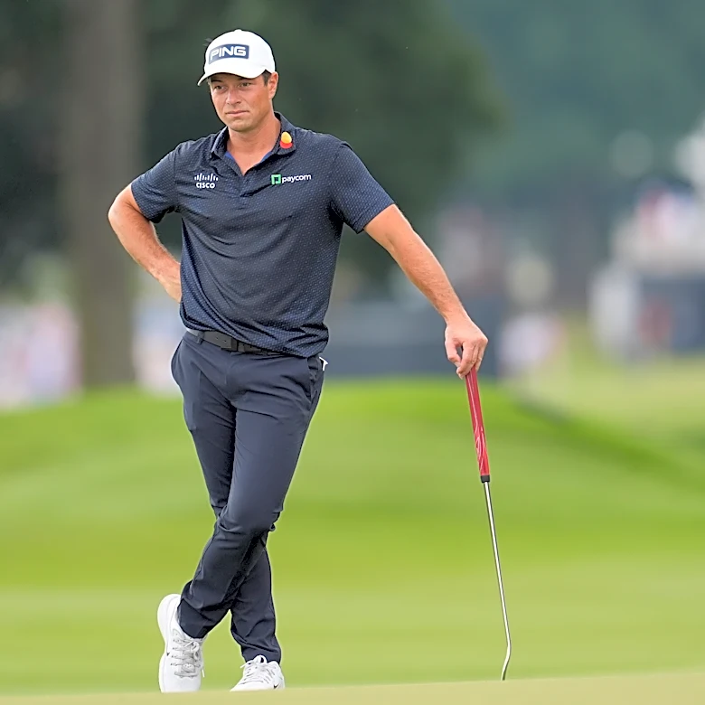 Hovland surges to a 1-shot lead at Tour Championship with cast of challengers lined up behind him
