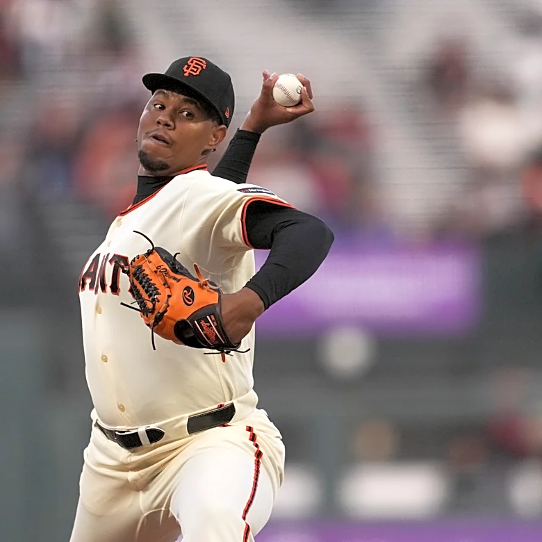 Eldridge has 4 hits, drives in 4 runs as Giants beat Diamondbacks 7-2 to split doubleheader