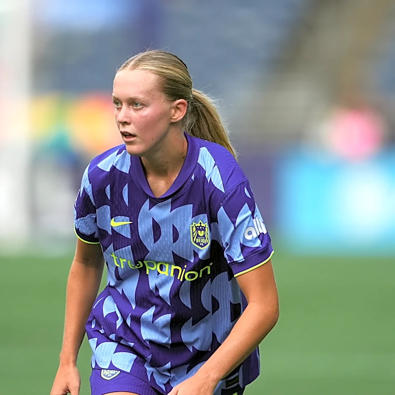 Metayer's rebound goal gives the Spirit a 1-0 victory over Bay FC