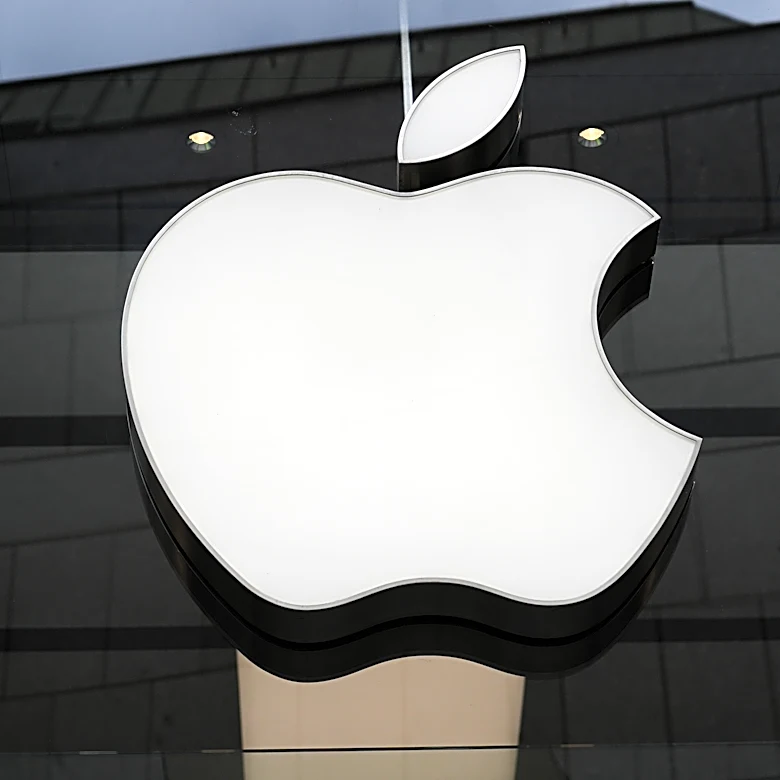 Trump has asked Apple to change Lake Ontario name to 'Lake America' on its maps, interior chief says