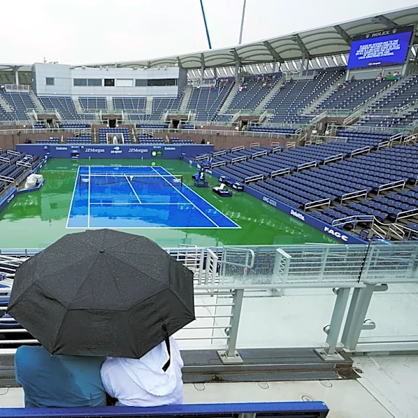 Madison Keys and Flavio Cobolli in early action at the US Open, with rain delaying everything else