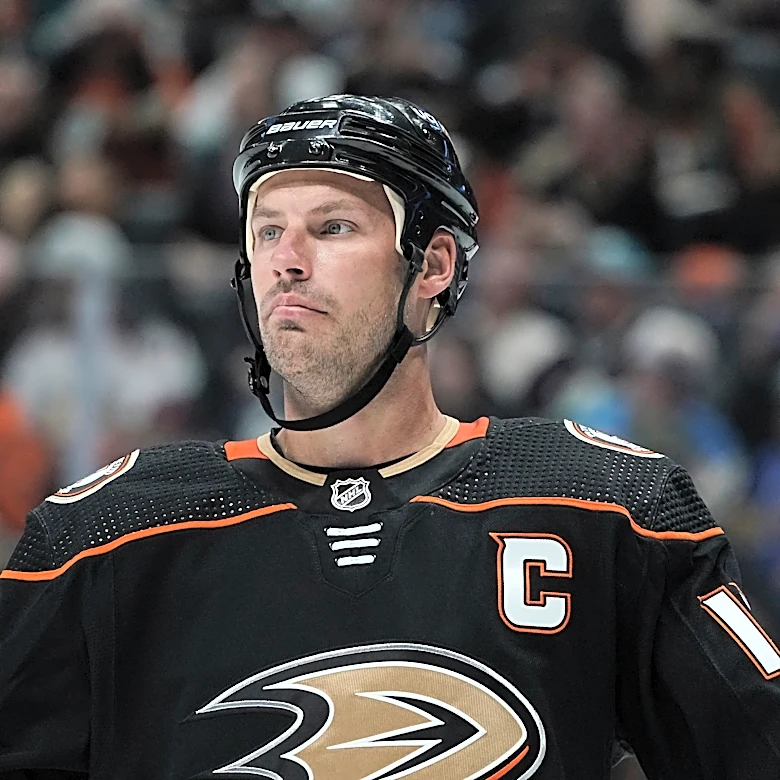 Anaheim Ducks to retire number of longtime captain Ryan Getzlaf on Jan. 30