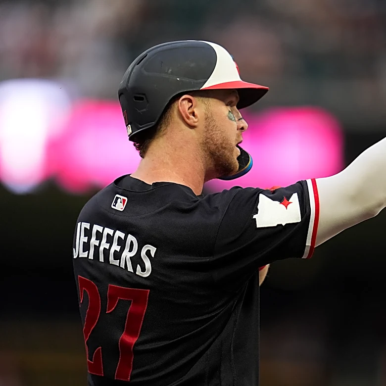 Twins hang 10 runs on the Tigers in the 6th inning of a 15-2 win as Lewis, Jeffers hit 3-run homers
