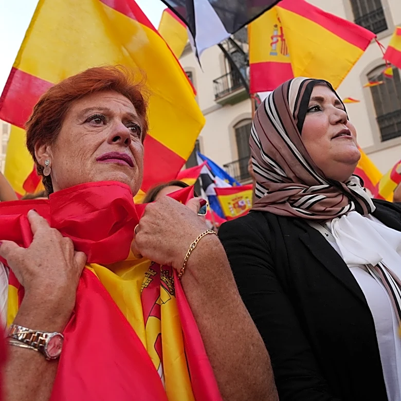 Tens of thousands in Spain protest Ceuta border crisis