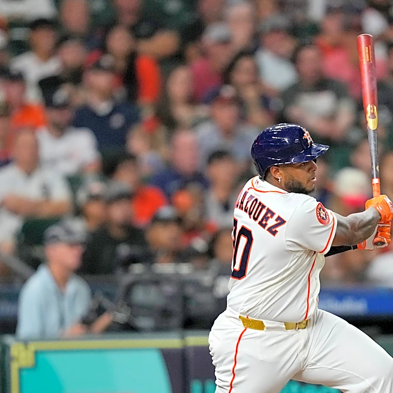 Nelson Velázquez's 2-run single in the 8th inning gives Astros 2-0 win over White Sox