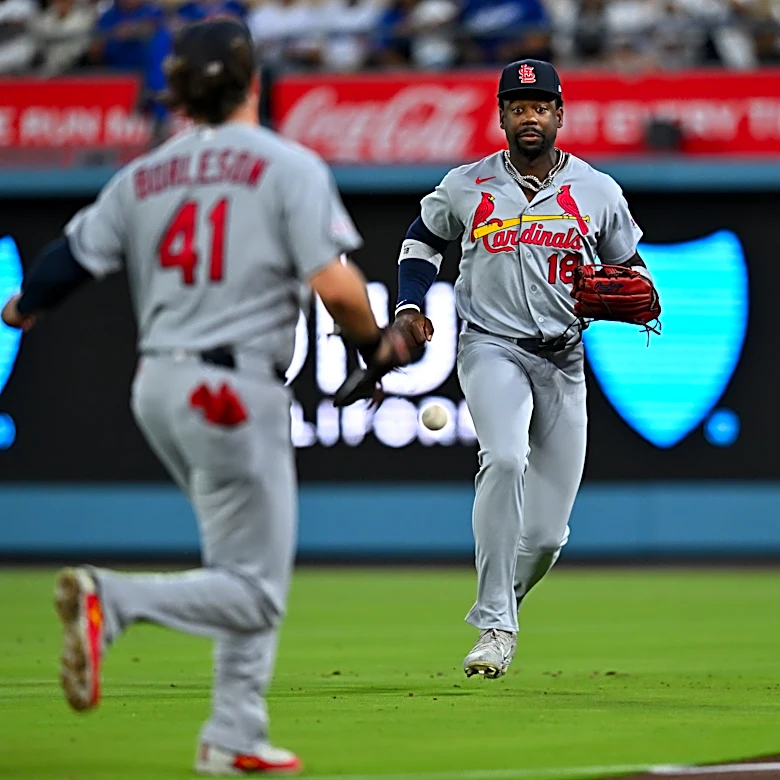 Saggese hits go-ahead single in the 10th in the Cardinals' 8-6 victory over the Dodgers