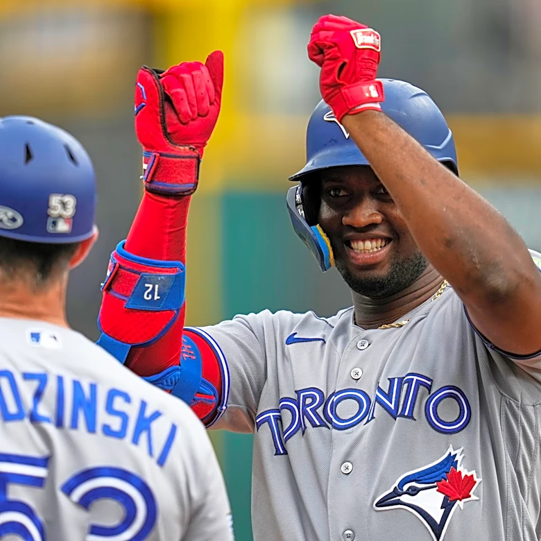 Blue Jays beat Guardians 6-3 to close within a half-game of the final AL wild-card spot