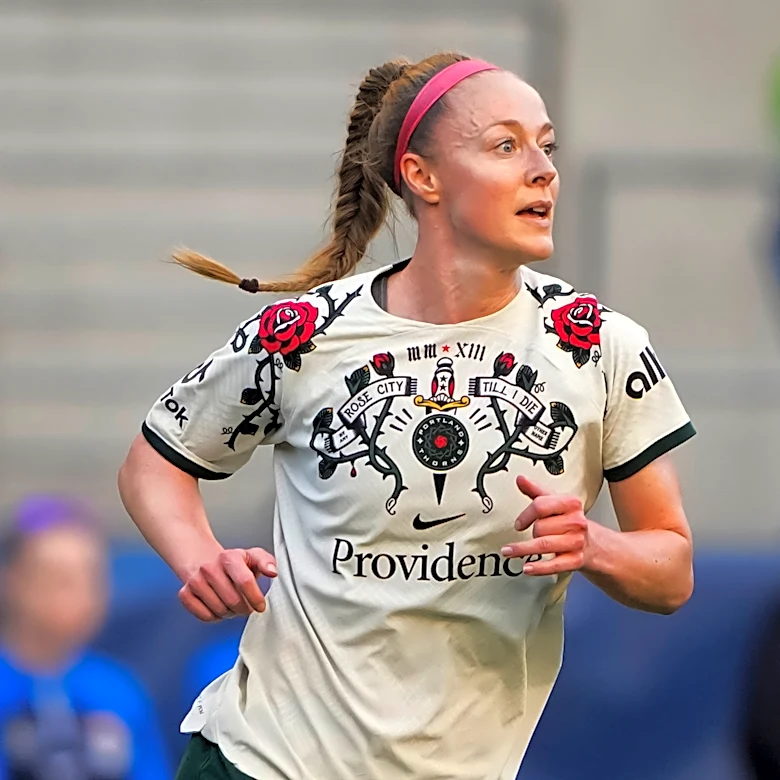 Becky Sauerbrunn returns to the Thorns as a technical director