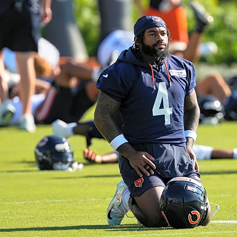 Bears hit by running back injuries as D’Andre Swift exits practice and Kyle Monangai is week to week