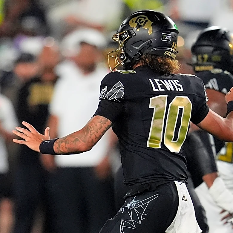 Colorado QB Julian Lewis leads touchdown drive with 42 seconds left in 14-13 win over Georgia Tech