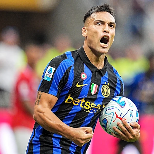 Martínez leads Inter comeback over Napoli and Musiala returns for Bayern