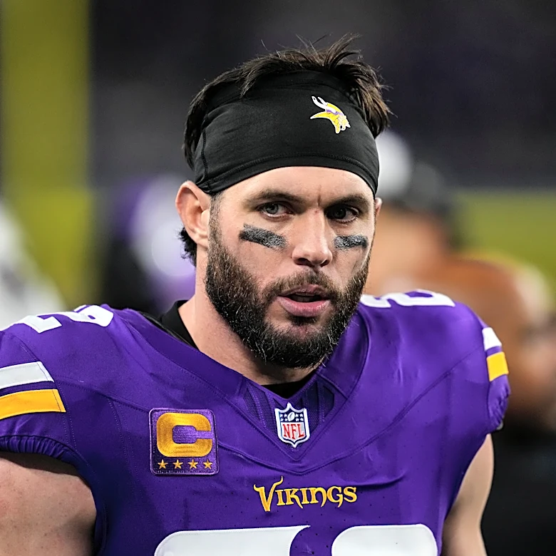 Vikings safety Harrison Smith puts retirement on hold to come back for a 15th season