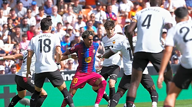 Yamal scores twice as Barcelona wins 4th straight game in La Liga, Arsenal beats Chelsea