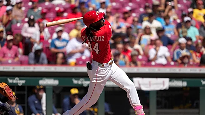 Elly De La Cruz homers, drives in 4 runs as the Reds beat the Brewers 12-8