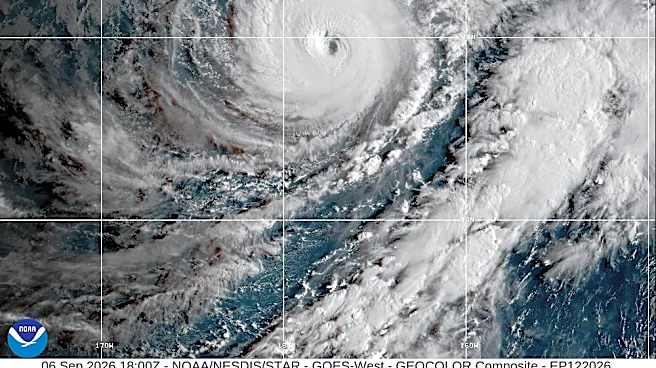 Hawaii residents told to expect tropical storm conditions as Hurricane Lowell passes to the west