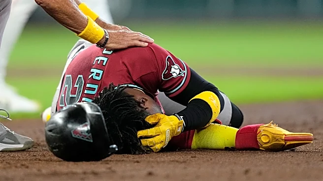 Arizona’s Perdomo leaves game with head contusion after being hit in the helmet by a line drive