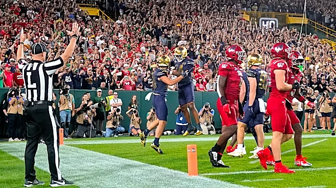 Notre Dame's Flanigan continues family tradition by delivering at Lambeau