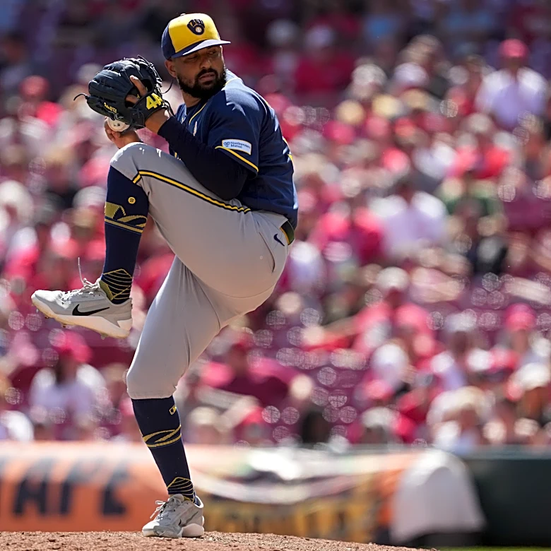 Brewers place Grant Anderson on 15-day injured list and recall Brandon Sproat