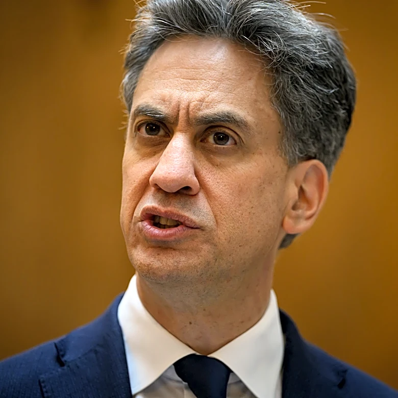 UK government bans goods from Israeli settlements in the West Bank in a toughening of its stance