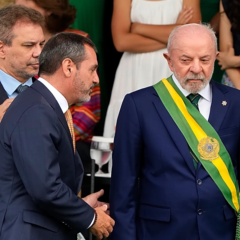 Brazil Supreme Court removes federal police chief, deepening crisis at the top court