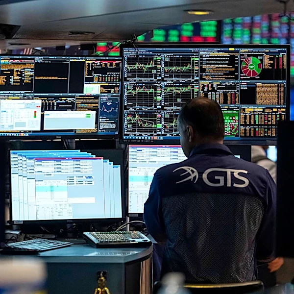 US stocks drift lower following their return from a 3-day weekend