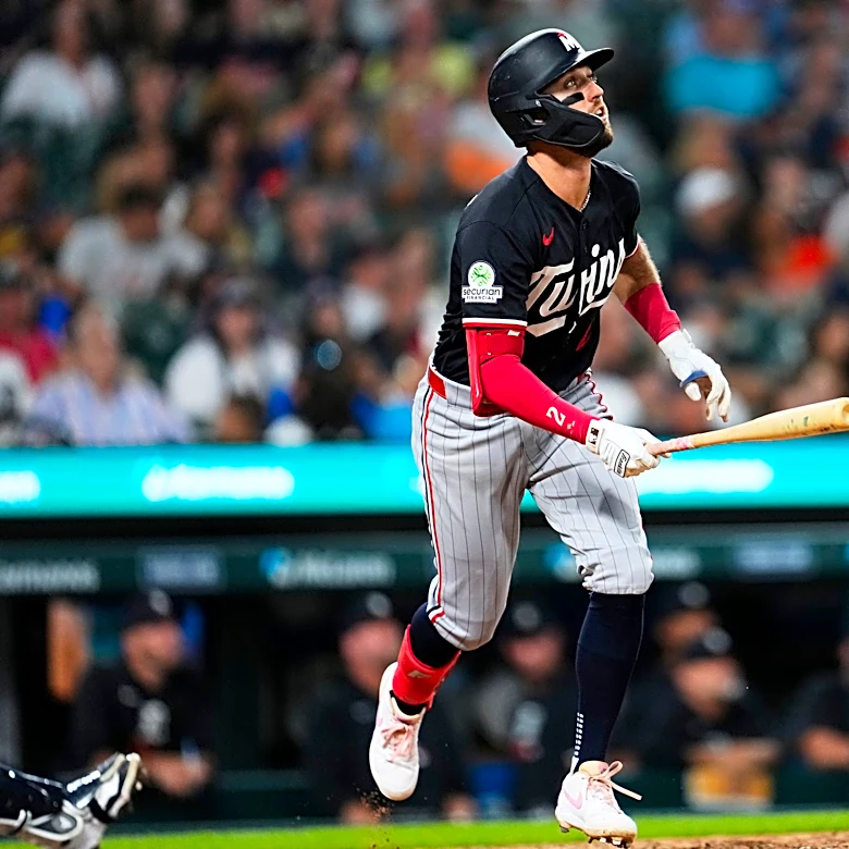 Kody Clemens homers as Twins beat slumping Tigers, 3-2