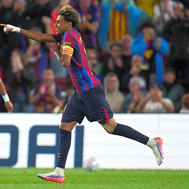 Champions League contenders PSG, Barcelona, Arsenal, Liverpool all start with wins