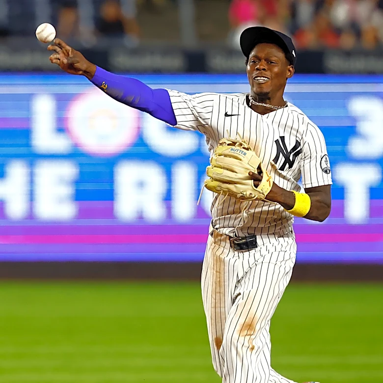 Yankees 2B Jazz Chisholm Jr. to be placed on 10-day injured list with sprained right thumb