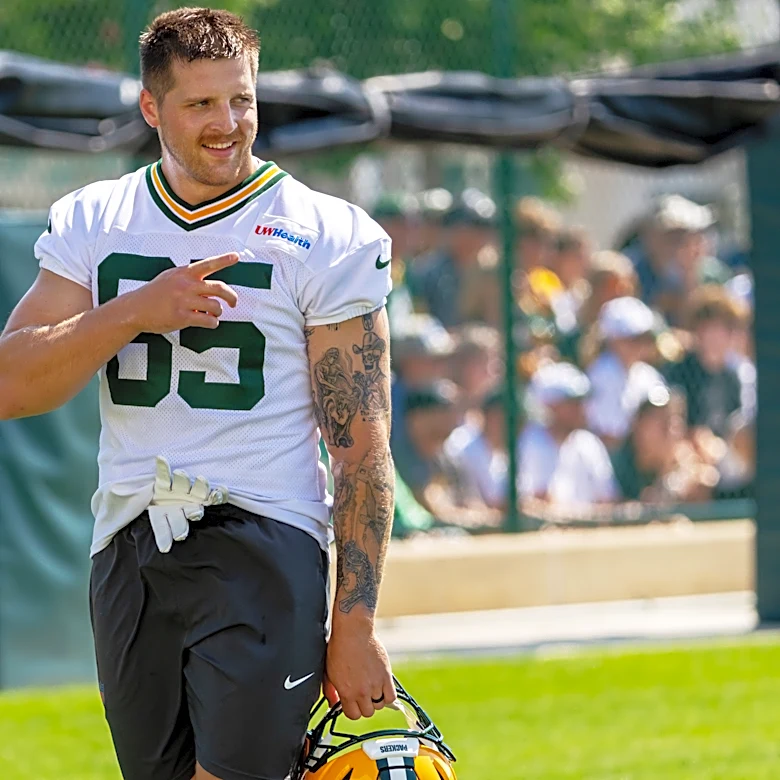 Tucker Kraft signs extension on day before Packers' season opener