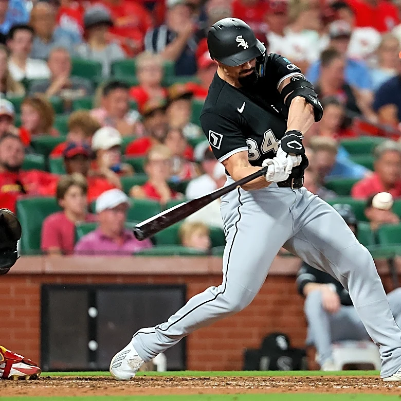 Grichuk hits a 9th inning HR to help White Sox beat Cardinals 6-5