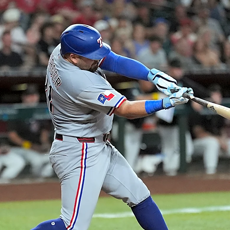Rangers use a 6-run 5th inning to beat Diamondbacks 6-2, stay in AL playoff race