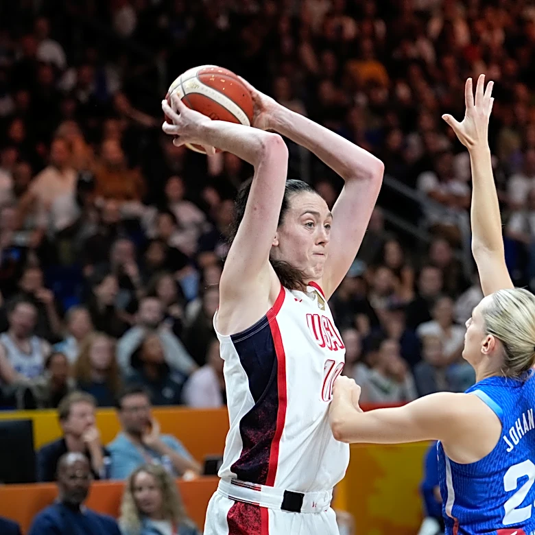 US wins fifth straight women's FIBA World Cup title, beating France 97-79