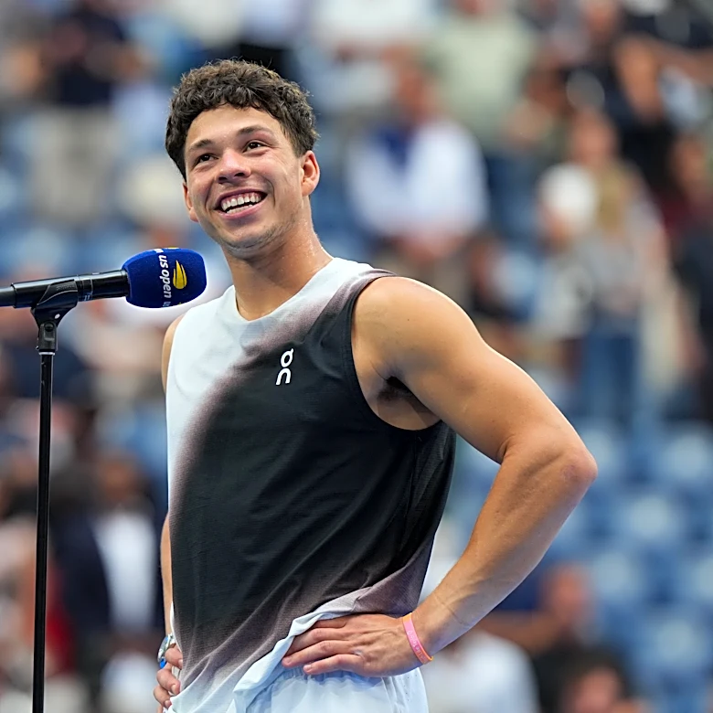 An adoring US Open crowd wasn't quite enough to lift Ben Shelton to a history-making title