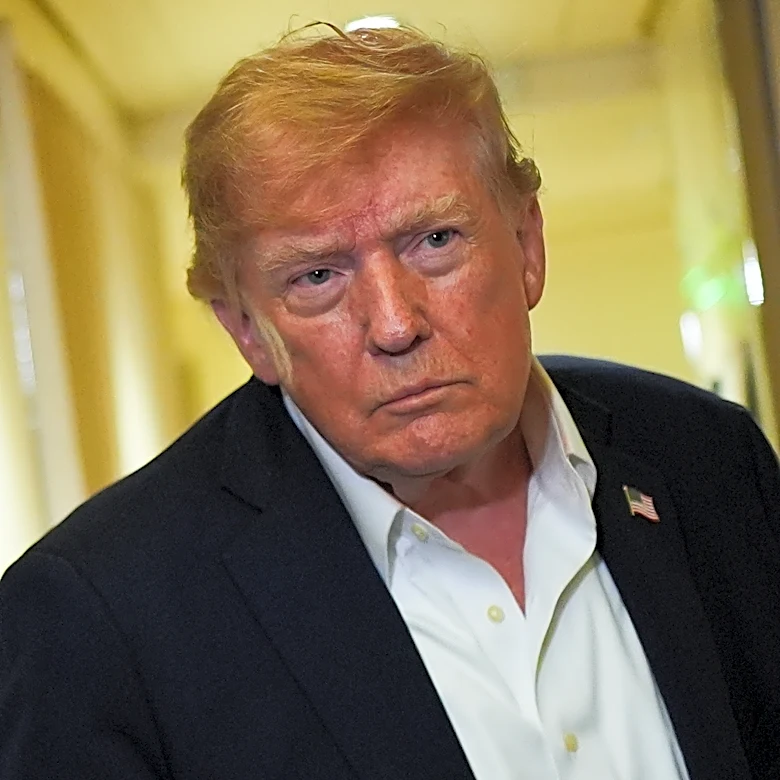 Trump agrees to new bipartisan ethics provision in massive crypto bill, Republican senators say
