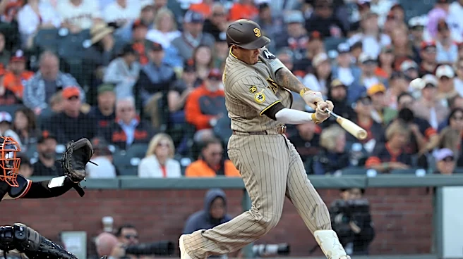 Machado homers as the Padres beat the Giants 6-4 for 7th straight victory