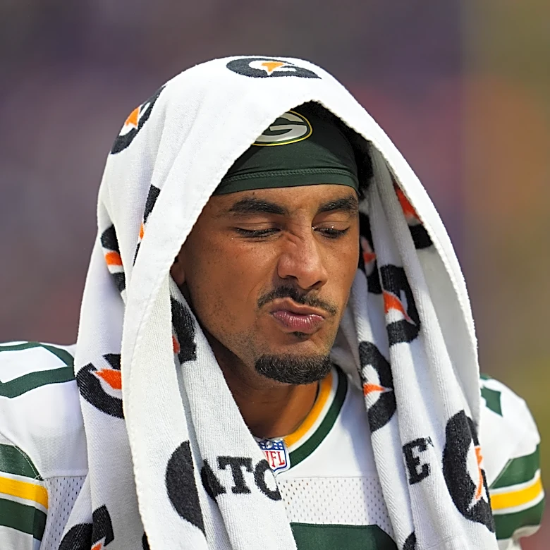 Packers get stuffed on 4th down and turn a promising start against the Vikings into poor finish
