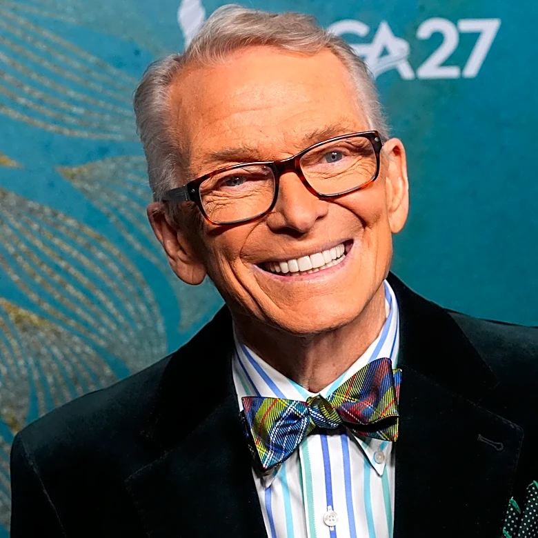 Bob Mackie, designer to the stars who dressed Cher and Marilyn and defined '70s glamour, dies at 87