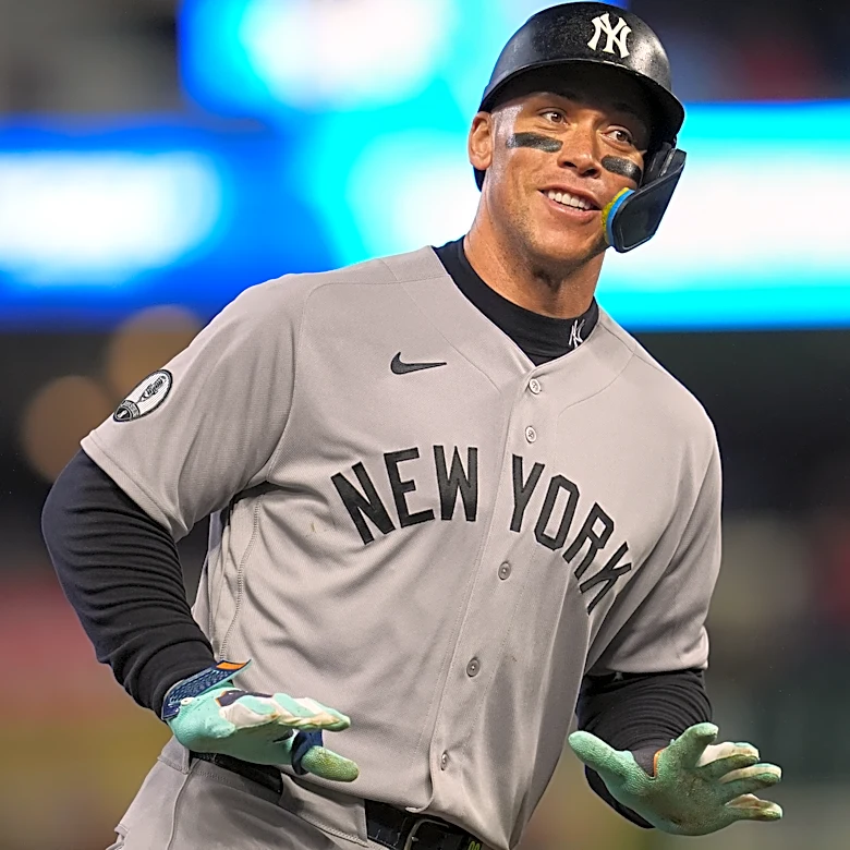 Judge hits first homer since May 24 as Yankees clinch record 61st postseason berth, 9th in 10 years