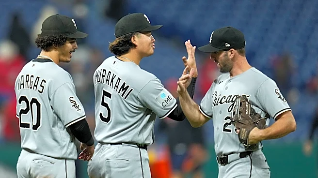 White Sox land first blow in AL showdown series against Guardians, win 7-3 to stay atop division