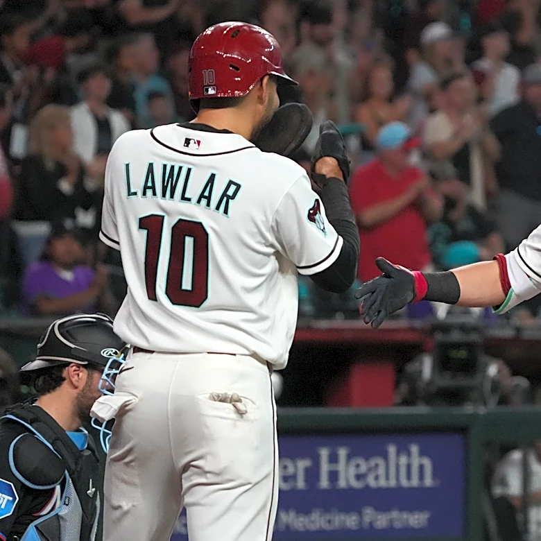 Corbin Carroll hits game-winning, 2-run homer in the 9th to lift D-backs over the Marlins 8-7