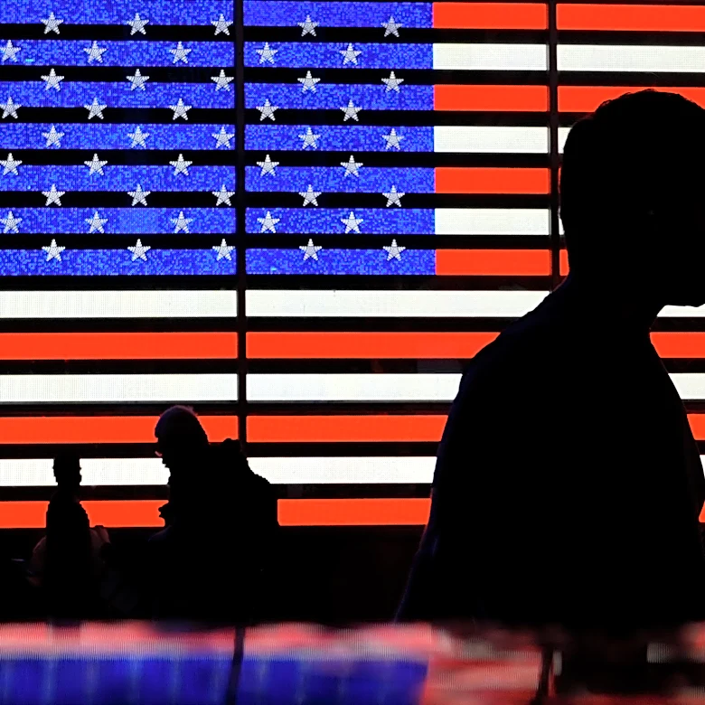 American incomes finally top pre-pandemic levels, fighting against inflation all the way